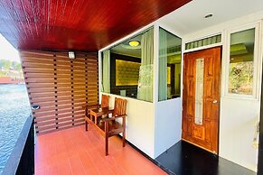 Baan Rim Kwai Paerimnam Resort