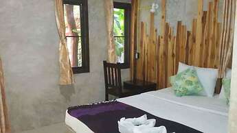 Sai Yok Noi Blue Mountain Resort