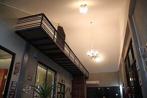 Baan Alisa Bed and Breakfast