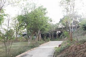 Baan Alisa Bed and Breakfast