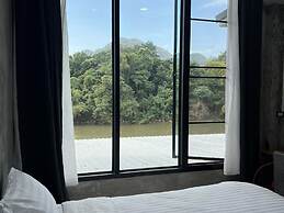 Baan Alisa Bed and Breakfast