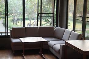 Baan Alisa Bed and Breakfast