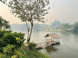 Baan Alisa Bed and Breakfast