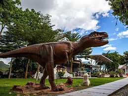 Yoko River Kwai Resort