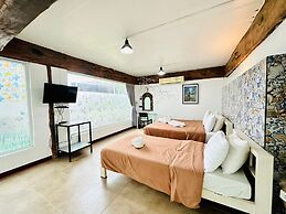 Yoko River Kwai Resort