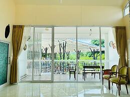 Yoko River Kwai Resort