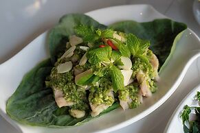 Yoko River Kwai Resort