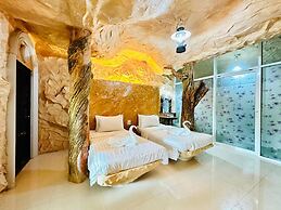 Yoko River Kwai Resort