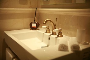 Jacob Samuel by Prima Hotel