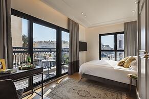 Jacob Samuel by Prima Hotel