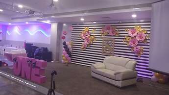 Park Regis Lotus Hotel