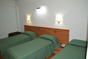 Canadian Hotel