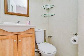 Central Apartment near Bograshov Beach