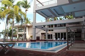 Costa Palawan Resort