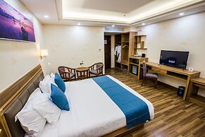 Costa Palawan Resort