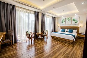 Costa Palawan Resort