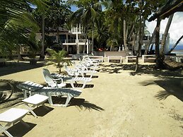 Costa Palawan Resort
