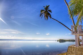 Costa Palawan Resort