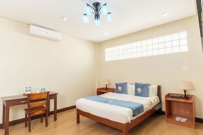 Costa Palawan Resort