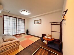 Guest House WA - Hostel