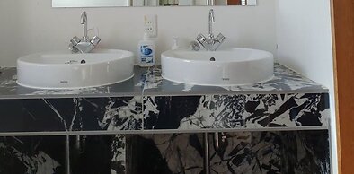 Guest House WA - Hostel