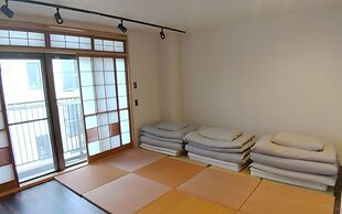 Guest House WA - Hostel