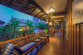 Pao Come Boutique House