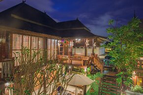 Pao Come Boutique House
