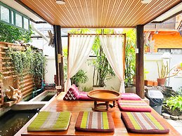 Pao Come Boutique House