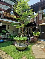 Pao Come Boutique House