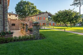 Borgo Cadonega Relais & SPA