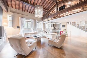 Duomo Luxury Loft by Mmega