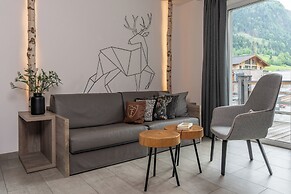 24 by AvenidA - Mountain Hotel