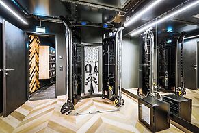 24 by AvenidA - Mountain Hotel