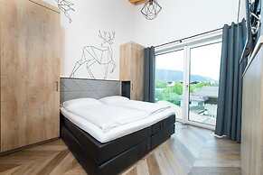 24 by AvenidA - Mountain Hotel