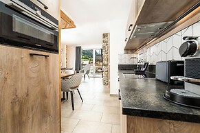 24 by AvenidA - Mountain Hotel