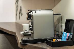 24 by AvenidA - Mountain Hotel