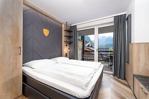 24 by AvenidA - Mountain Hotel