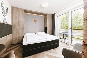 24 by AvenidA - Mountain Hotel