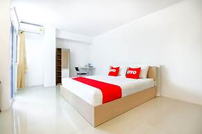 Capital O 411 Grandview Condo 15