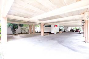 Capital O 411 Grandview Condo 15