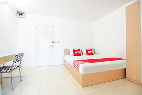 Capital O 411 Grandview Condo 15