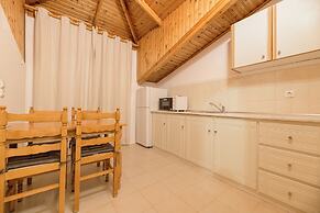 Denise Studios & Apartments