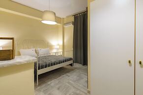 Denise Studios & Apartments