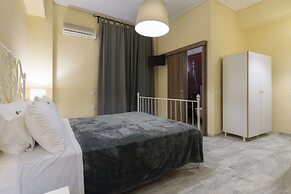 Denise Studios & Apartments