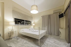 Denise Studios & Apartments