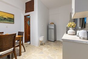 Denise Studios & Apartments