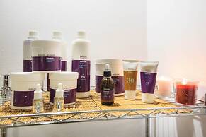 Denise Studios & Apartments