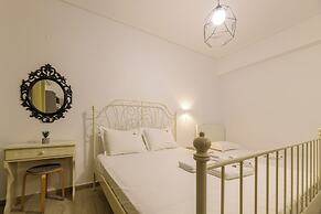 Denise Studios & Apartments