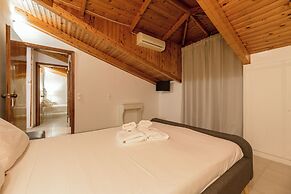 Denise Studios & Apartments